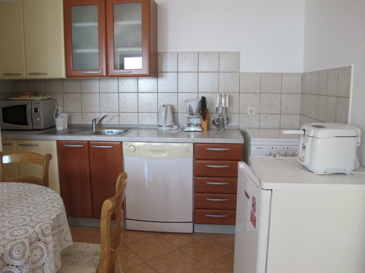 Apartmani Stille Karlobag Bagian luar foto
