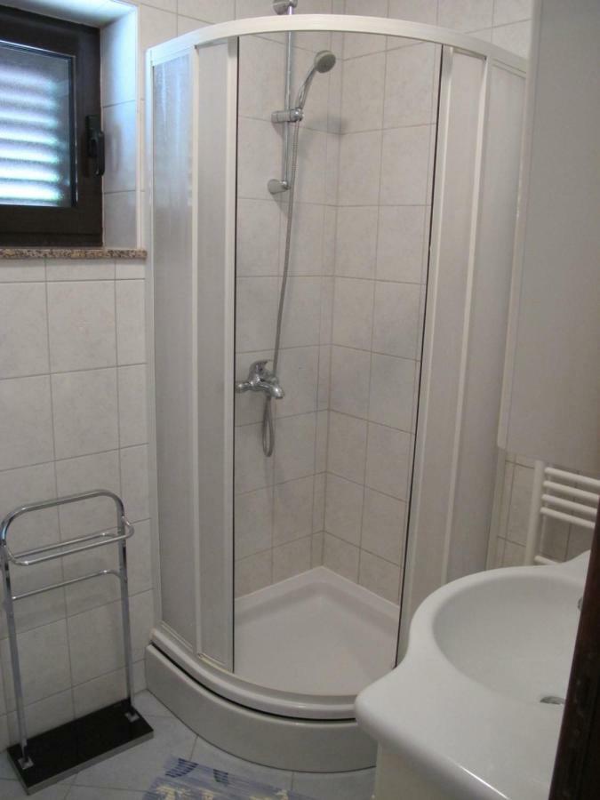 Apartmani Stille Karlobag Bagian luar foto